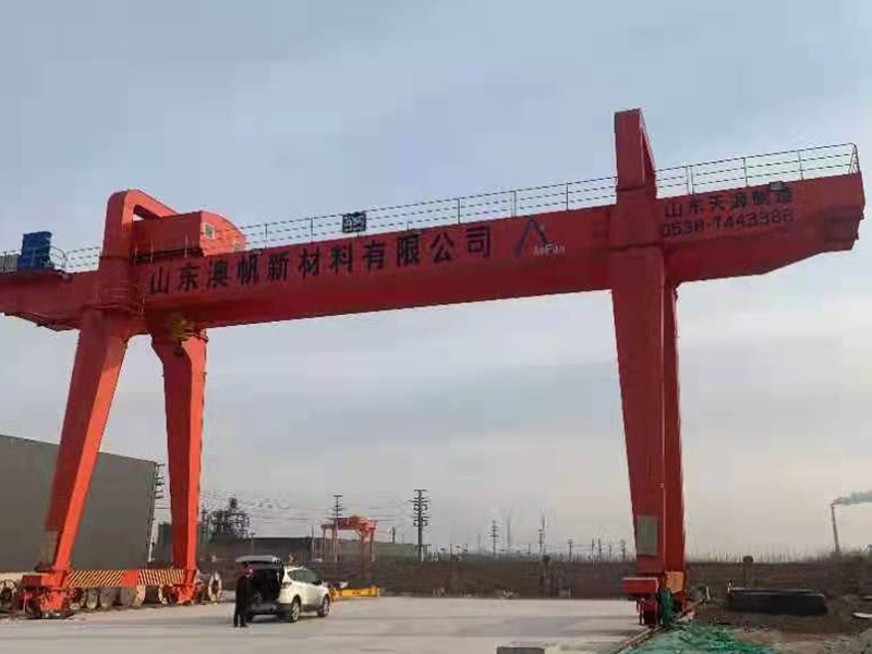 MG型电动双梁门式起重机